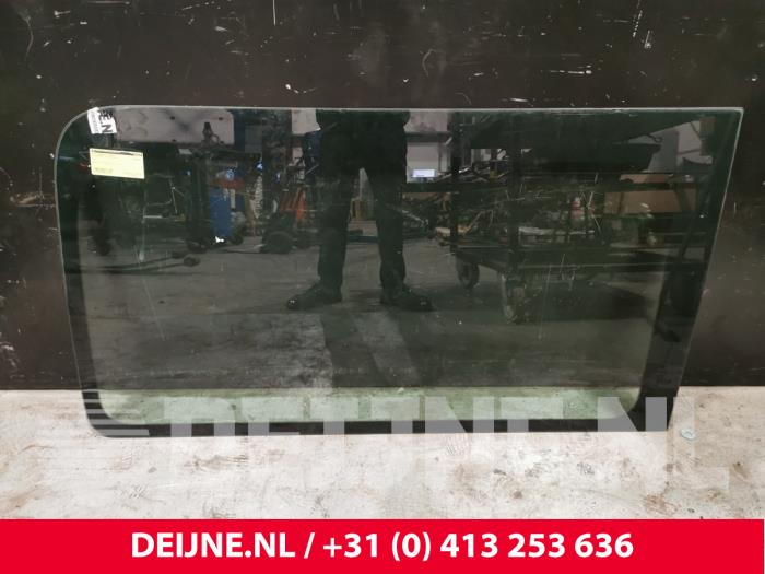 Volkswagen Crafter Fenster Ladetür Seite O113940