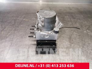 Peugeot Expert ABS Pumpe O113959 foto 4