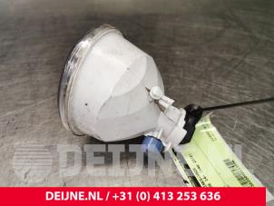 Peugeot 108 Fog light, front left O113996 photo 2