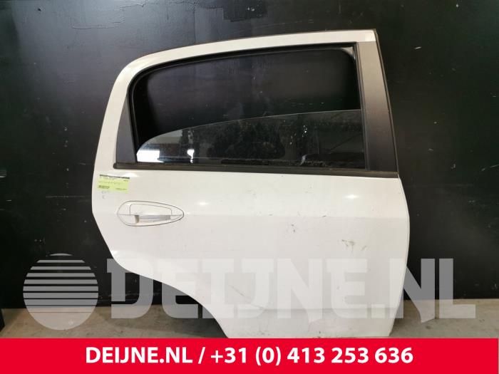 Fiat Punto Evo Portier 4Deurs rechts-achter O114236