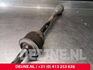 Mercedes Vito Aandrijfas rechts-achter O114562 foto 2
