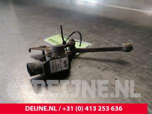 Volvo V60 Xenon height adjustment O114586 photo 2