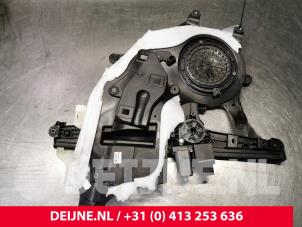 Gebruikte Ruitmechaniek 2Deurs links-voor Peugeot Partner (EF/EU) 1.5 BlueHDi 100 Prijs € 121,00 Inclusief btw aangeboden door van Deijne Onderdelen Uden B.V.