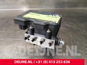 Opel Vivaro ABS pump O115062 photo 2