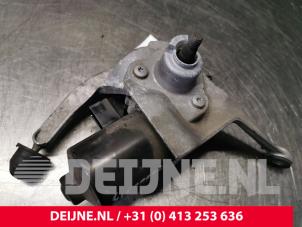 Ford Transit Connect Scheibenwischermotor vorne O115171 foto 2