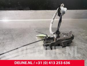 Volvo V40 Türschlossmechanik 4-türig links vorne O115238 foto 2