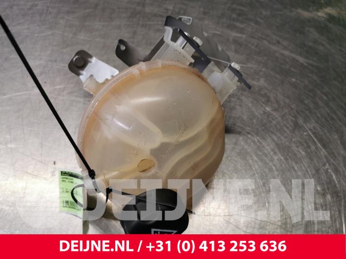 Opel Vivaro Expansion vessel O115272