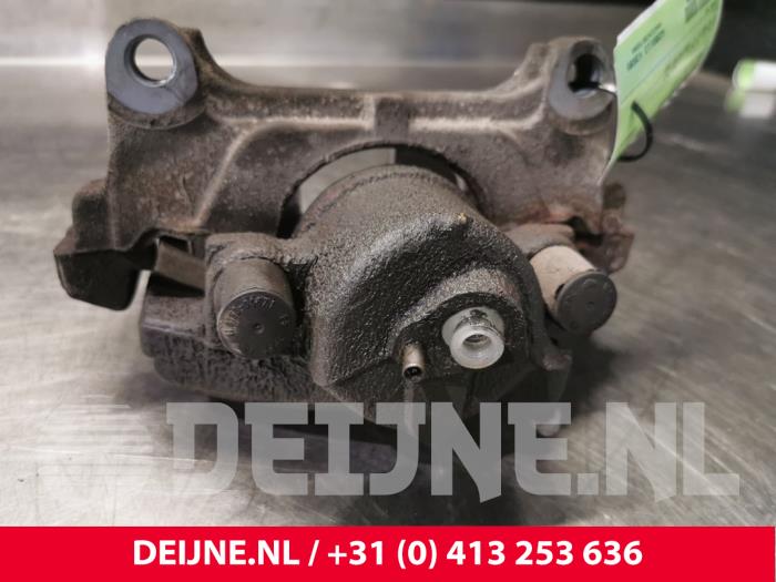 Volkswagen Passat Front brake calliper, left O115428