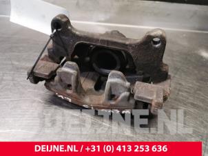 Volkswagen Passat Bremszange links vorne O115428 foto 2