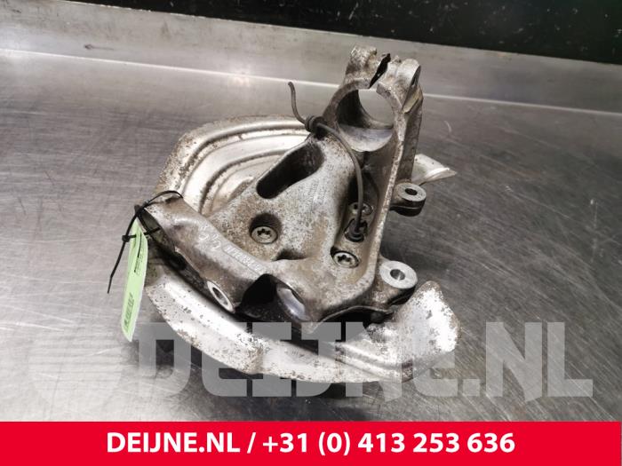 BMW 3-Serie Fusee rechts-voor O115485