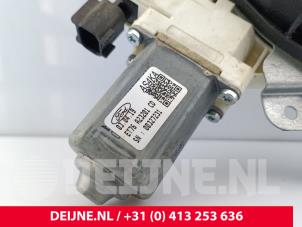 Ford Transit Courier Ruitmechaniek 2Deurs links-voor O115512 foto 3