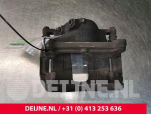 Mercedes CLA Front brake calliper, left O115687 photo 2