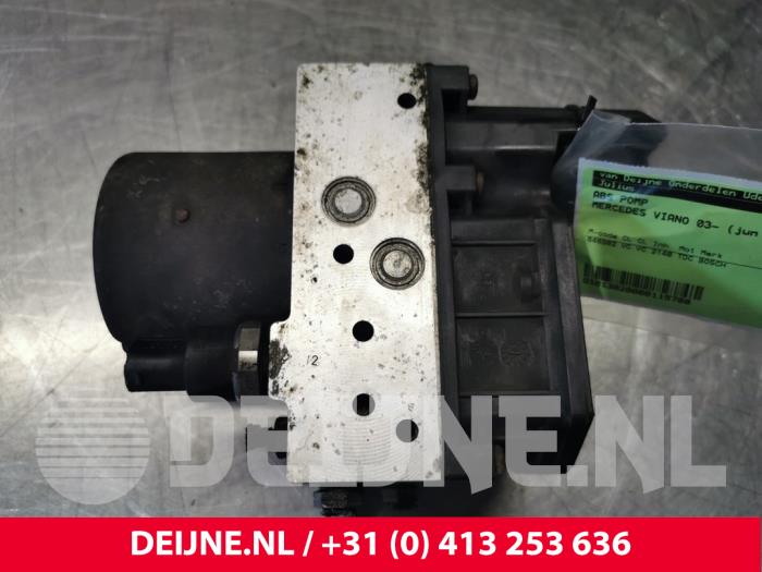 Mercedes Viano ABS Pumpe O115708