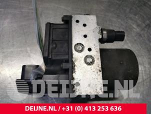 Mercedes Viano ABS Pumpe O115708 foto 3