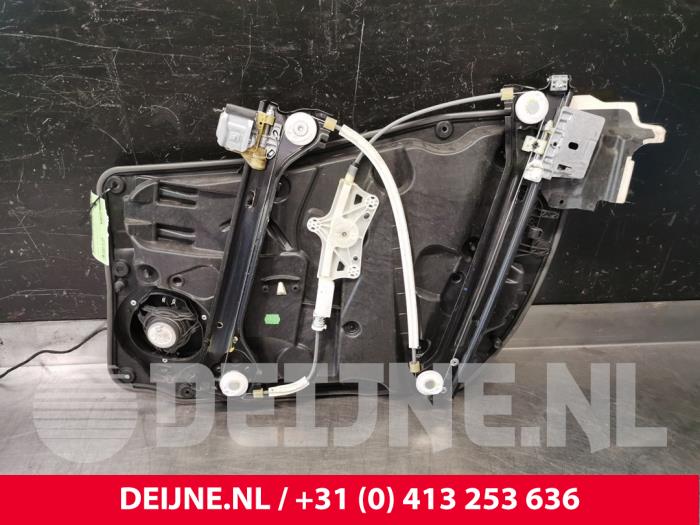 Mercedes CLA Window mechanism 4-door, front left O115841