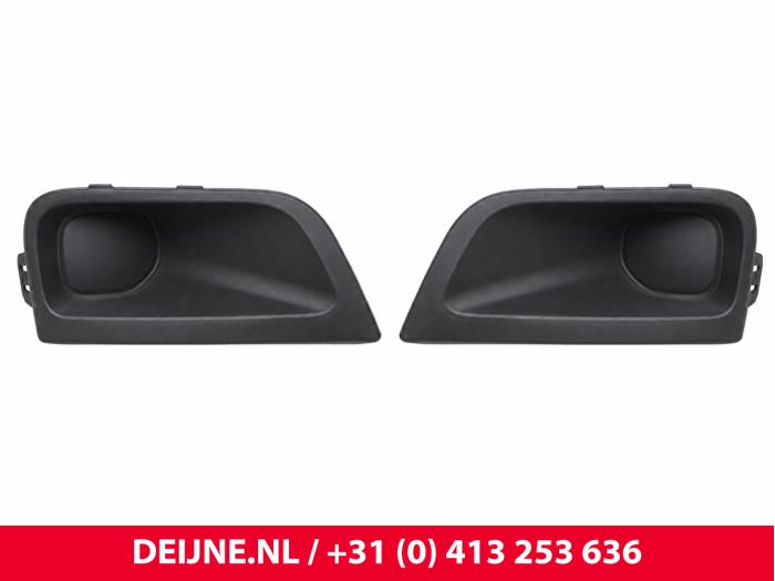 Peugeot Partner Stoßstangenrost O9990001447