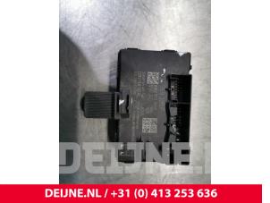 Gebruikte Deur module Volkswagen Crafter (SY) 2.0 TDI Prijs € 84,70 Inclusief btw aangeboden door van Deijne Onderdelen Uden B.V.
