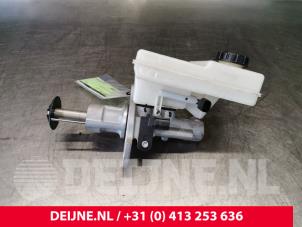 Volkswagen Crafter Hauptbremszylinder O116256 foto 2