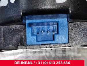 Mercedes CLA Regensensor O116341 foto 2