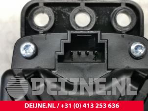 Mercedes CLA Multi-media control unit O116344 photo 3