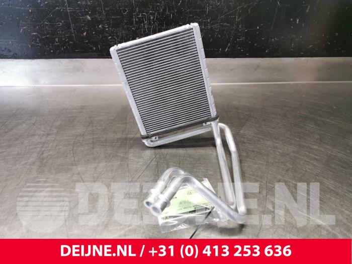 Mercedes CLA Heating radiator O116379