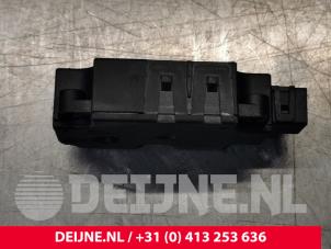 Mercedes CLA Heater valve motor O116405 photo 3