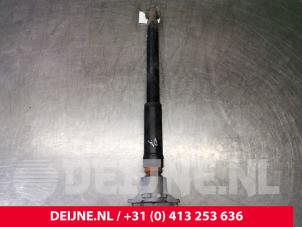 Mercedes CLA Stoßdämpfer rechts hinten O116436 foto 3