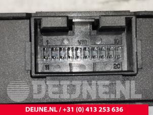 Volkswagen Caddy Gateway module O116528 photo 3