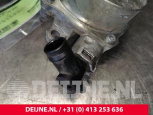 Mercedes Vito Vacuum pump (diesel) O116553 photo 3