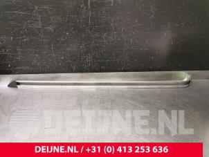 Volkswagen Crafter Sliding door rail, left O116625 photo 2