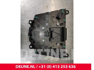 Ford Transit Courier Radiobedienfeld O116704 foto 2