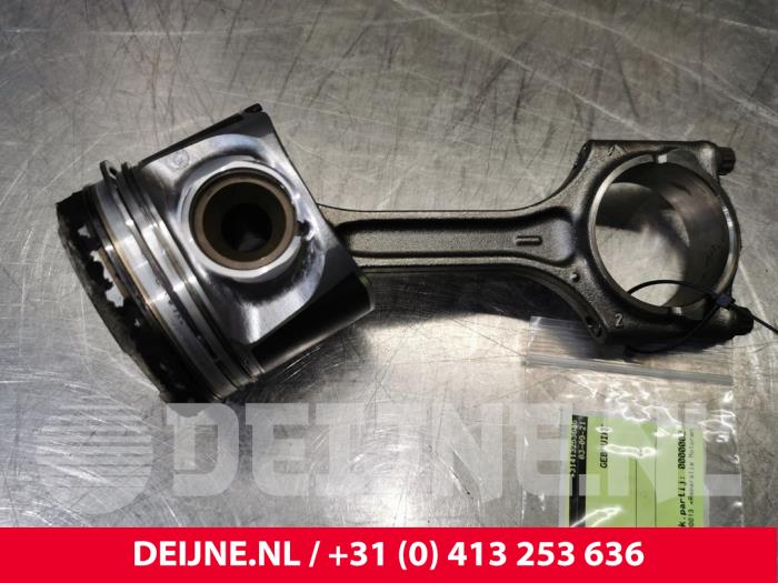 Volvo XC70 Kolben O116730