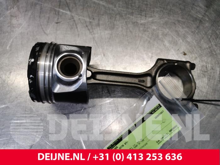 Volvo XC70 Kolben O116732