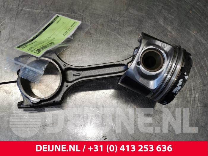 Volvo XC70 Kolben O116734