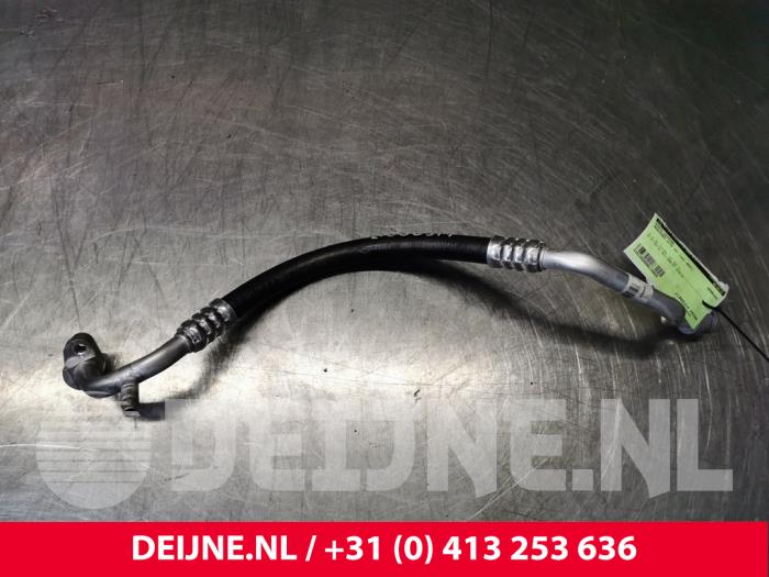 Mercedes Vito Air conditioning line O116822