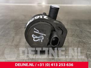 Mercedes Vito Extra waterpomp O116836 foto 3