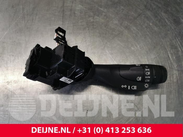 Volvo V60 Richtingaanwijzer Schakelaar O117021
