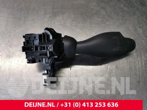 Volvo V60 Indicator switch O117021 photo 2