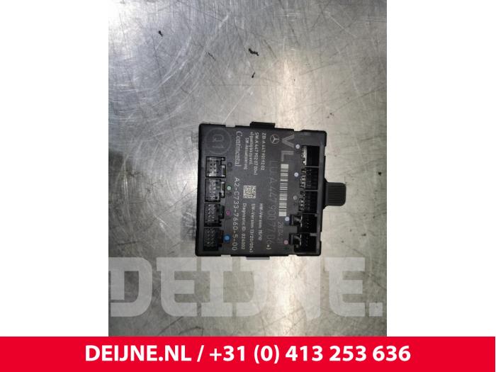 Mercedes Vito Central door locking module O117131