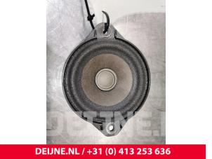 Gebruikte Luidspreker Tesla Model S 70D Prijs € 18,15 Inclusief btw aangeboden door van Deijne Onderdelen Uden B.V.