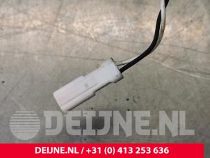 Tesla Model S Keyless entry antenne O117166 foto 3