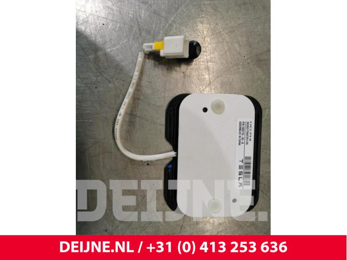 Tesla Model S Modul (sonstige) O117168