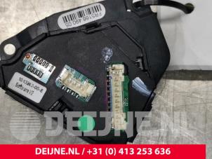 Tesla Model S Steering wheel switch O117171 photo 2