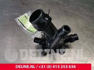 Volvo V60 Thermostat housing O117205 photo 2
