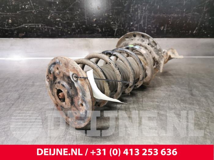 Volvo V60 Schokdemperpoot links-voor O117470