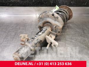 Volvo V60 Schokdemperpoot links-voor O117470 foto 2