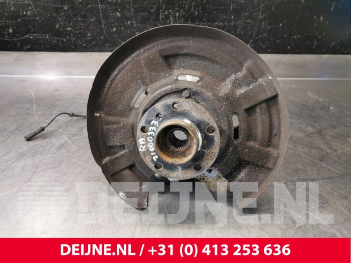 BMW 5-Serie Achsschenkel rechts hinten O117502