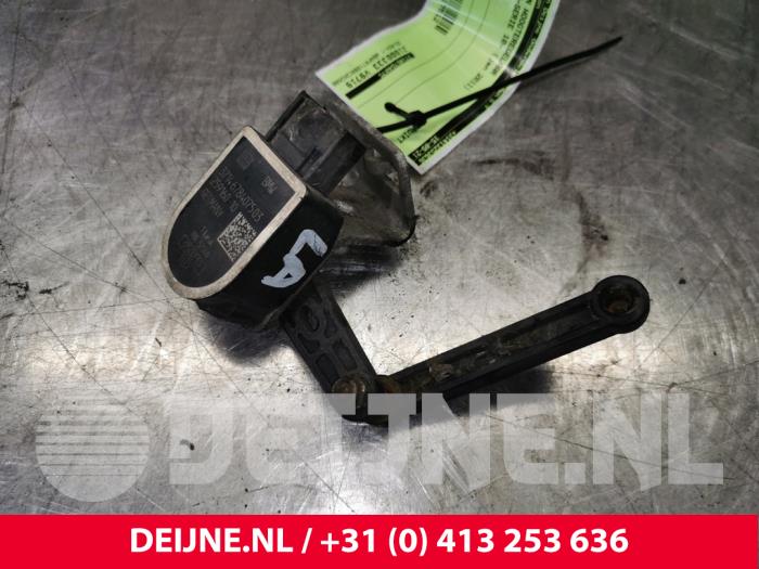 BMW 5-Serie Xenon Höhenregler O117512
