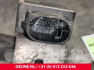 BMW 5-Serie Xenon hoogteregelaar O117512 foto 3