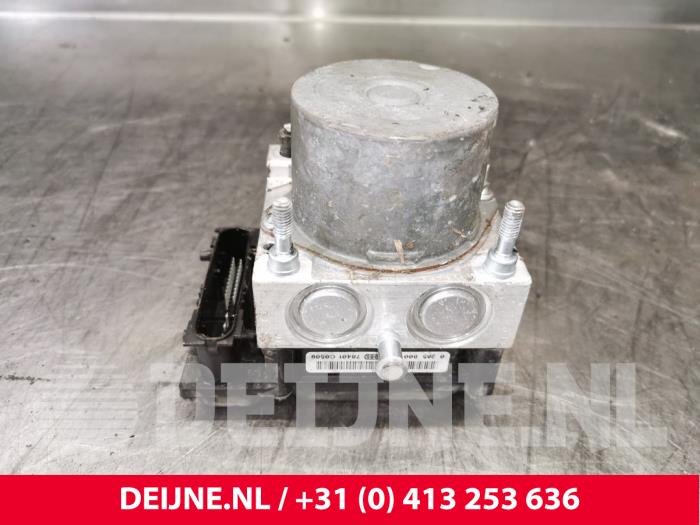 Citroen C1 ABS Pomp O117515